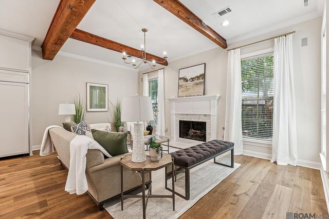 9815 Myrtle Ln, Baton Rouge, LA 70810