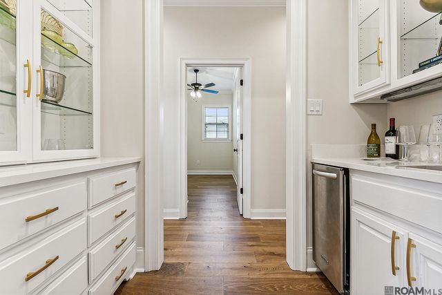 9815 Myrtle Ln, Baton Rouge, LA 70810