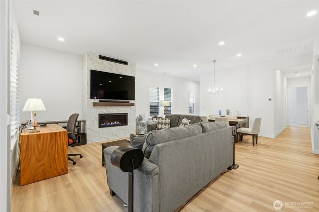 23559 SE Wisteria Street, Black Diamond, WA 98010