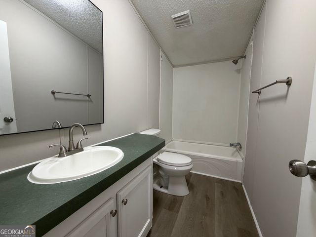 643 Pine Cone Road, Dublin, GA 31021