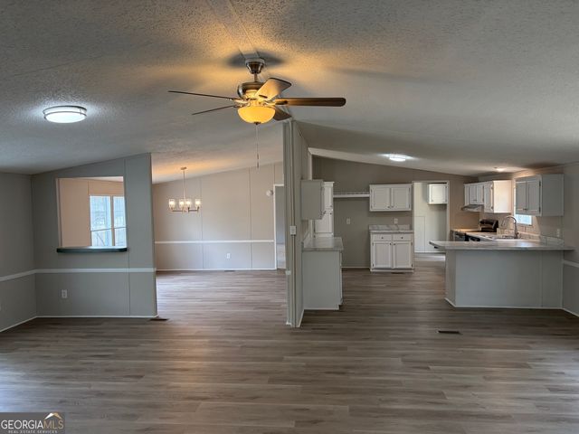 643 Pine Cone Road, Dublin, GA 31021