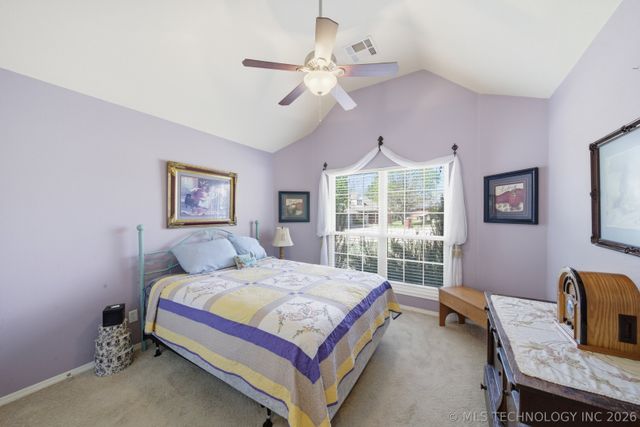 2015 W 4th Place S, Claremore, OK 74017