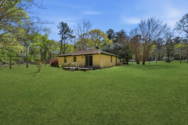 7555 Fm 1725 Road, Cleveland, TX 77328