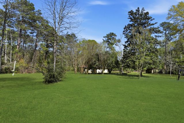 7555 Fm 1725 Road, Cleveland, TX 77328