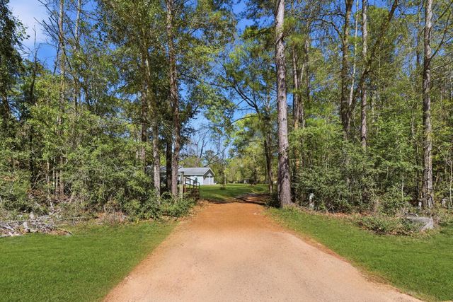 7555 Fm 1725 Road, Cleveland, TX 77328