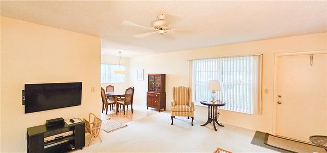 19 Vista Gardens Trail 106, Vero Beach, FL 32962