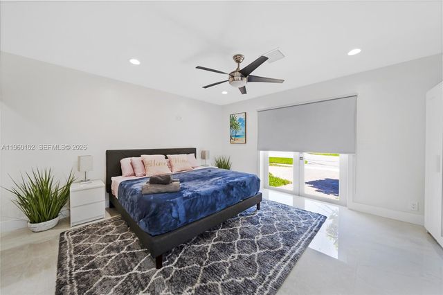 31 SE 12th St, Pompano Beach, FL 33060