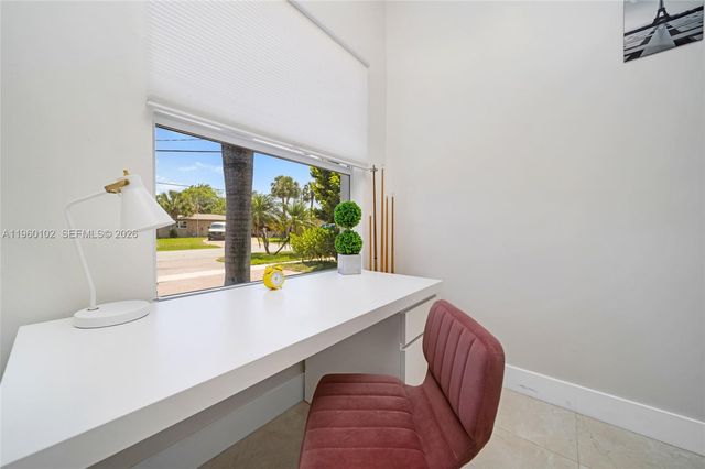 31 SE 12th St, Pompano Beach, FL 33060