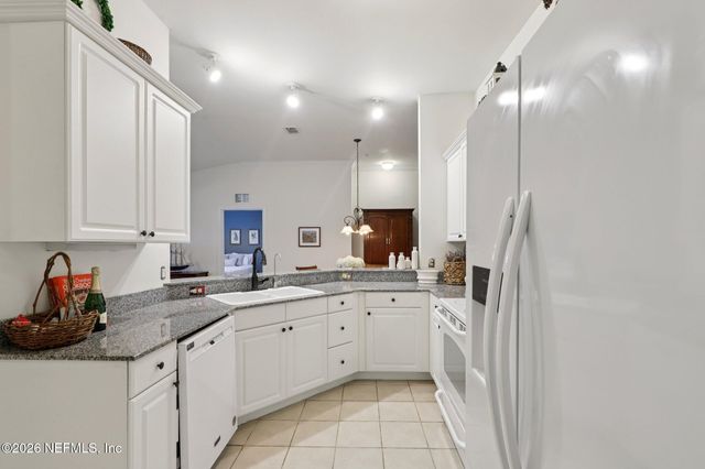 155 LEGENDARY Drive 302, St. Augustine, FL 32092