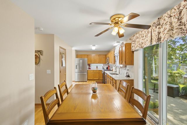 14 W Country Walk Drive, Round Lake Beach, IL 60073