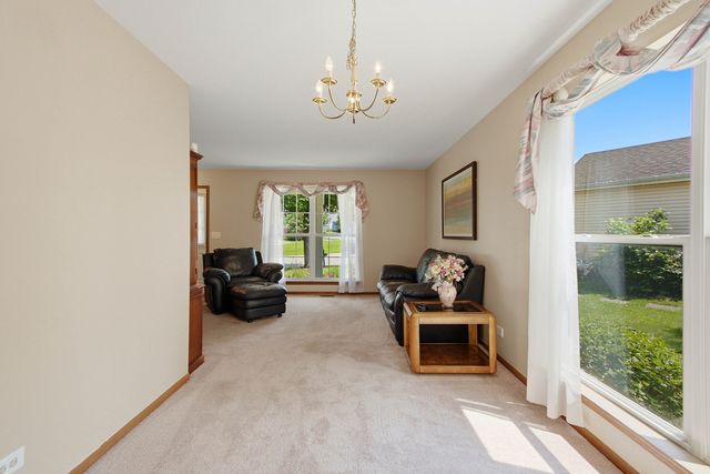 14 W Country Walk Drive, Round Lake Beach, IL 60073