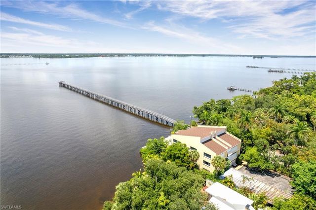 720 Tarpon ST, Fort Myers, FL 33916