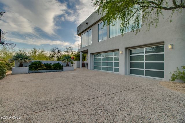 9363 E CALLE DE LAS BRISAS --, Scottsdale, AZ 85255