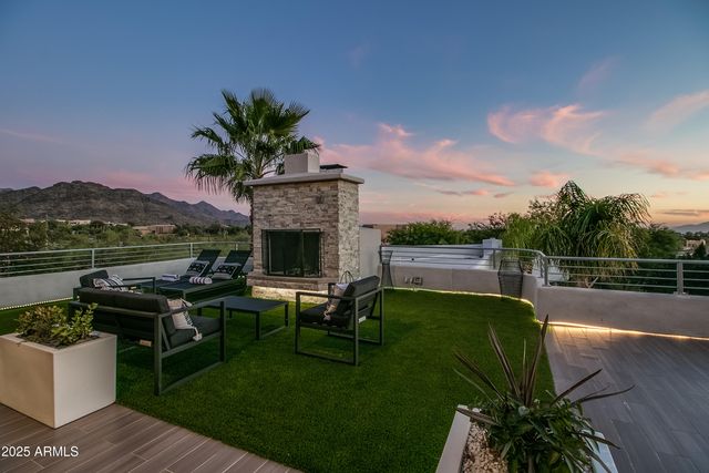 9363 E CALLE DE LAS BRISAS --, Scottsdale, AZ 85255