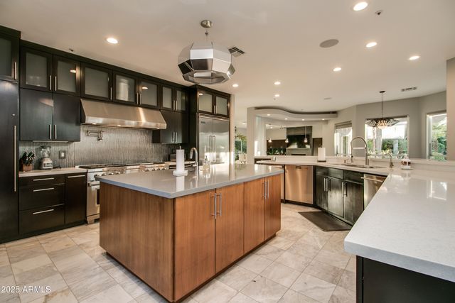 9363 E CALLE DE LAS BRISAS --, Scottsdale, AZ 85255