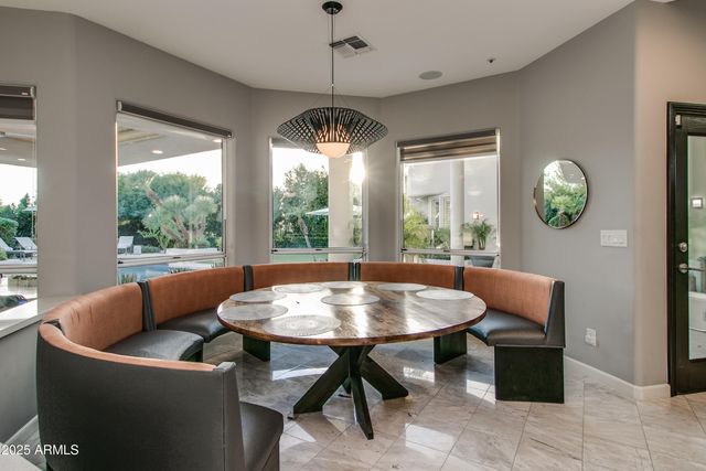 9363 E CALLE DE LAS BRISAS --, Scottsdale, AZ 85255