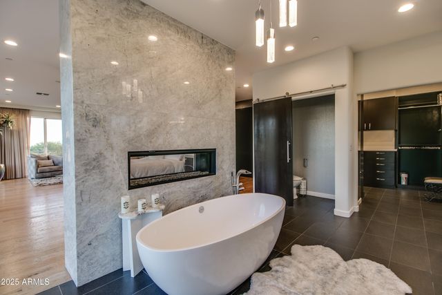 9363 E CALLE DE LAS BRISAS --, Scottsdale, AZ 85255