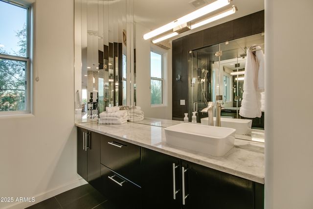 9363 E CALLE DE LAS BRISAS --, Scottsdale, AZ 85255