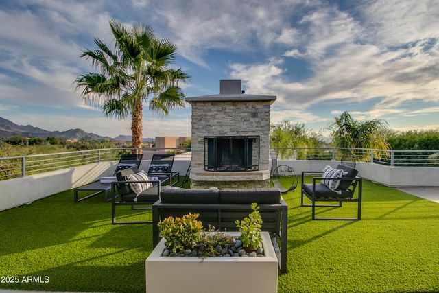9363 E CALLE DE LAS BRISAS --, Scottsdale, AZ 85255