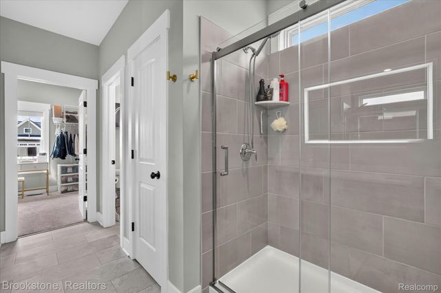9830 Loretta Lane, Green Oak Township, MI 48178