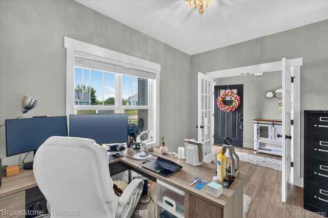 9830 Loretta Lane, Green Oak Township, MI 48178