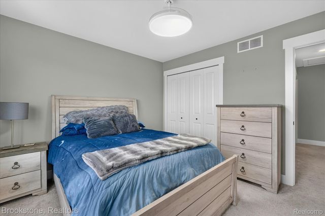 9830 Loretta Lane, Green Oak Township, MI 48178