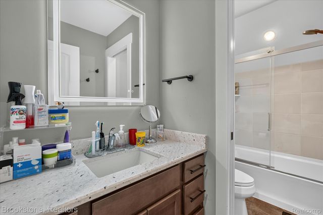 9830 Loretta Lane, Green Oak Township, MI 48178