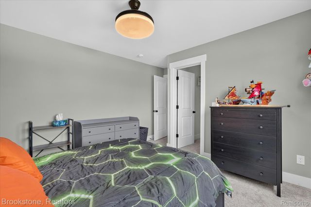 9830 Loretta Lane, Green Oak Township, MI 48178