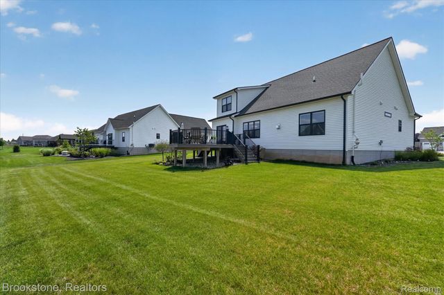 9830 Loretta Lane, Green Oak Township, MI 48178