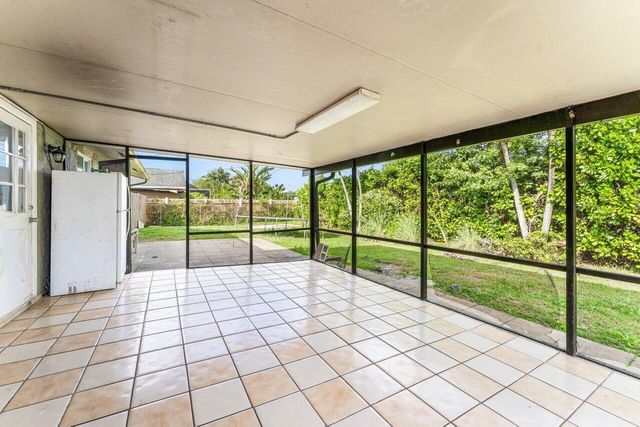 110 W Rubber Tree Drive Main House, Lake Worth, FL 33467