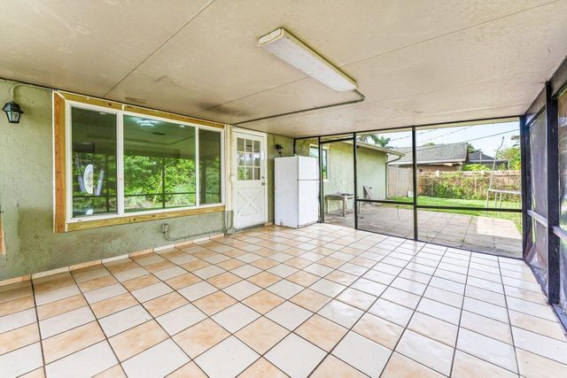 110 W Rubber Tree Drive Main House, Lake Worth, FL 33467