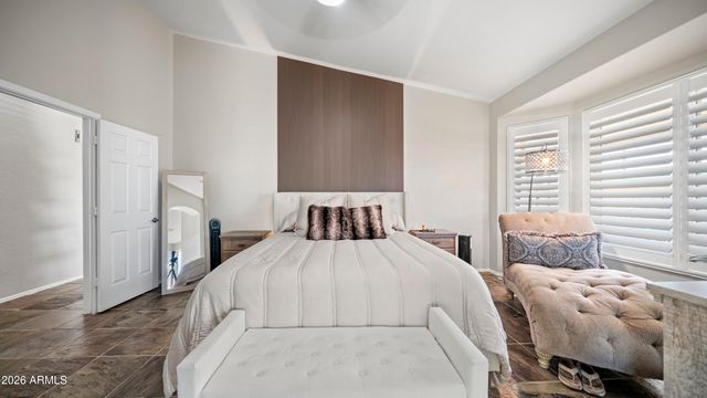 537 W MOUNTAIN VISTA Drive, Phoenix, AZ 85045