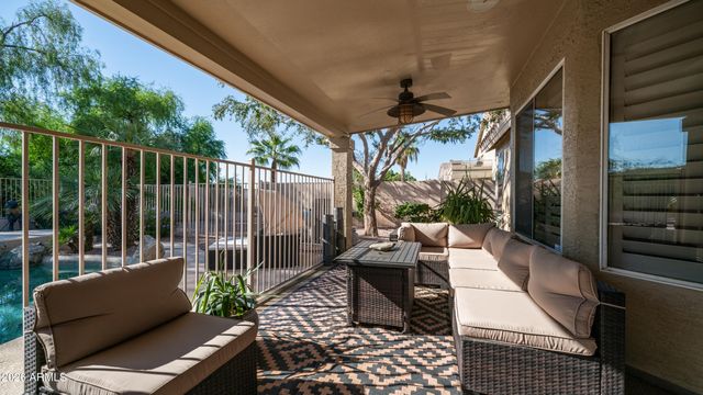 537 W MOUNTAIN VISTA Drive, Phoenix, AZ 85045