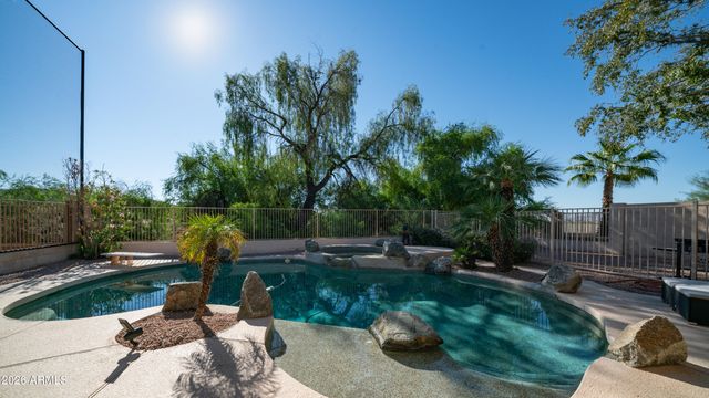 537 W MOUNTAIN VISTA Drive, Phoenix, AZ 85045