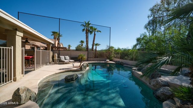 537 W MOUNTAIN VISTA Drive, Phoenix, AZ 85045