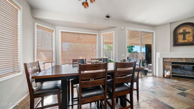 537 W MOUNTAIN VISTA Drive, Phoenix, AZ 85045