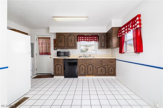 128 Pembroke Road, Steubenville, OH 43953