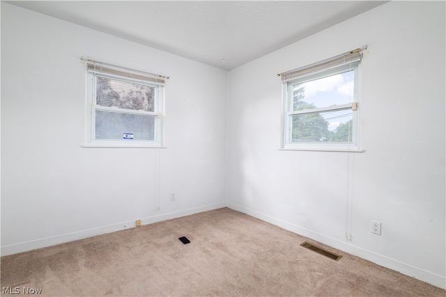 128 Pembroke Road, Steubenville, OH 43953