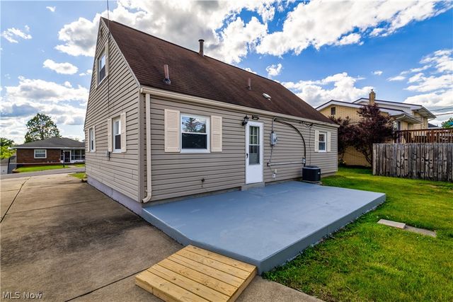 128 Pembroke Road, Steubenville, OH 43953
