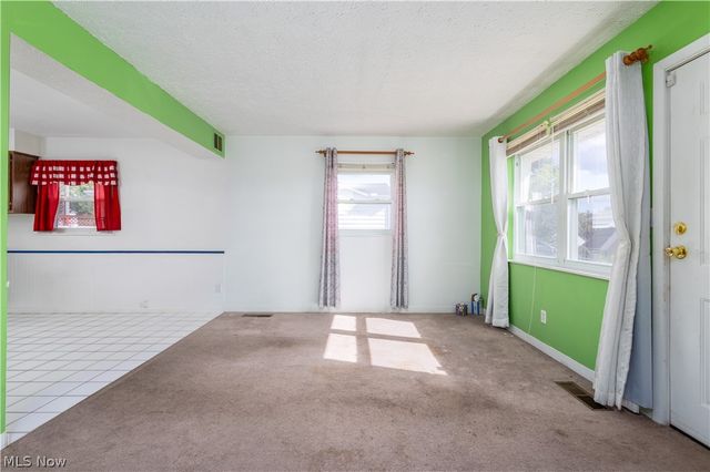 128 Pembroke Road, Steubenville, OH 43953