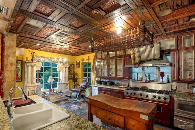 701 N 15th Street, Mcallen, TX 78501