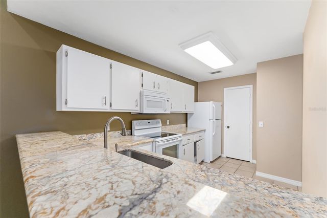 4700 SW ARCHER ROAD 13, Gainesville, FL 32608