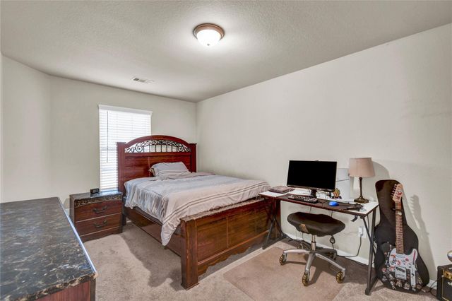 2423 Ridgewood Drive, West Columbia, TX 77486