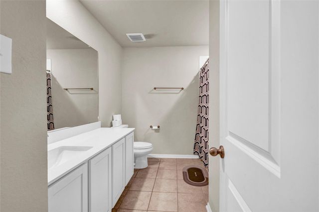 2423 Ridgewood Drive, West Columbia, TX 77486