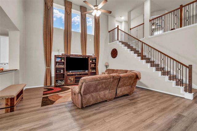 2423 Ridgewood Drive, West Columbia, TX 77486