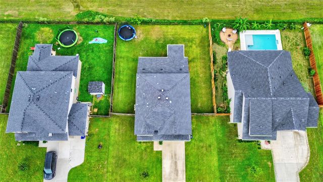 2423 Ridgewood Drive, West Columbia, TX 77486