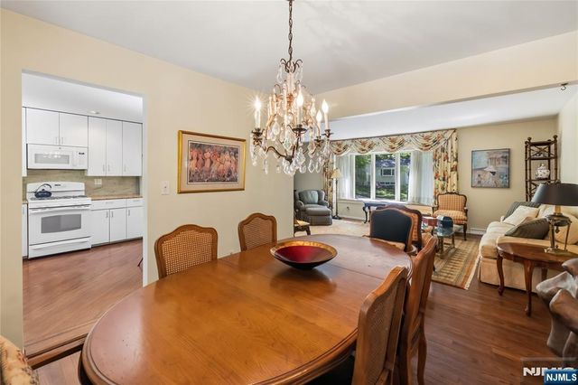 568 Stellman Road, River Vale, NJ 07675