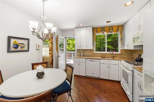 568 Stellman Road, River Vale, NJ 07675