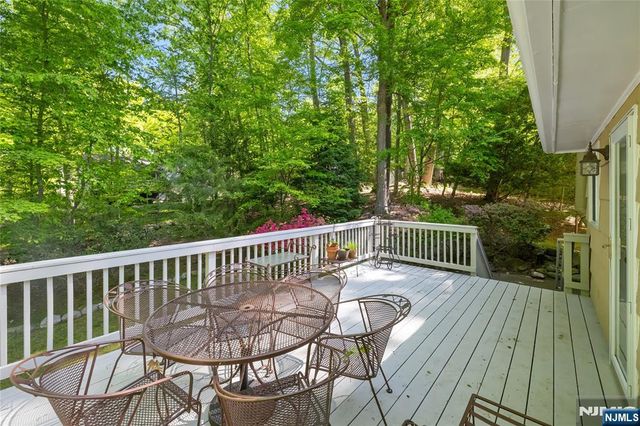 568 Stellman Road, River Vale, NJ 07675