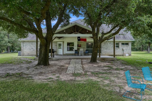 14909 Pine Tree Road, Montgomery, TX 77356